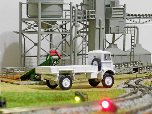 Obacht, Schienenfahrzeuge haben Vorrang!